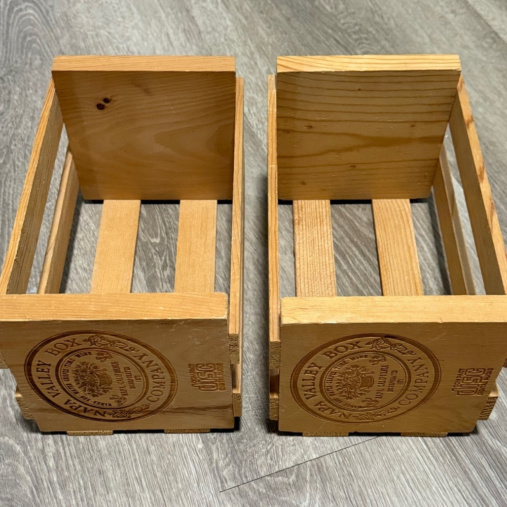 Napa valley box company set of 2 cd or dvd holders wooden crate vintage 90s